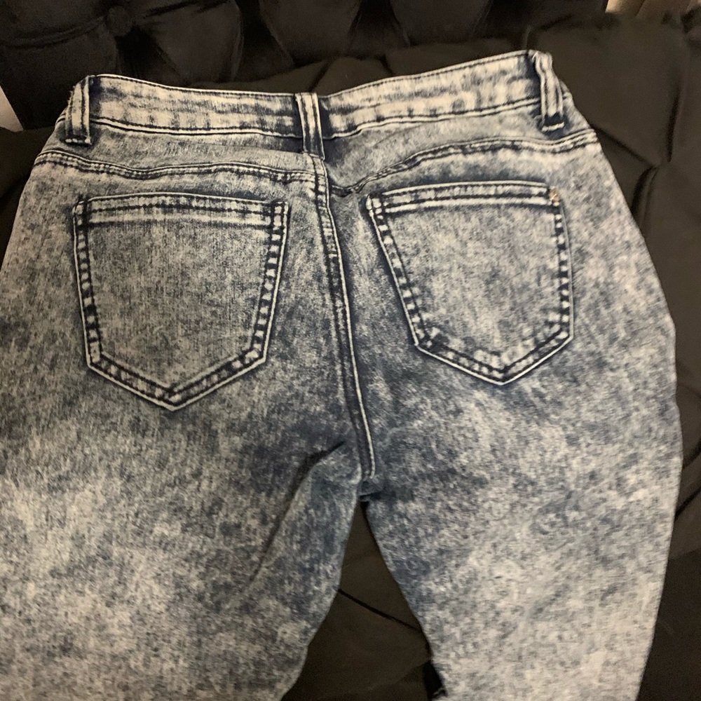 Acid Wash Jeans - Picture 2 of 3